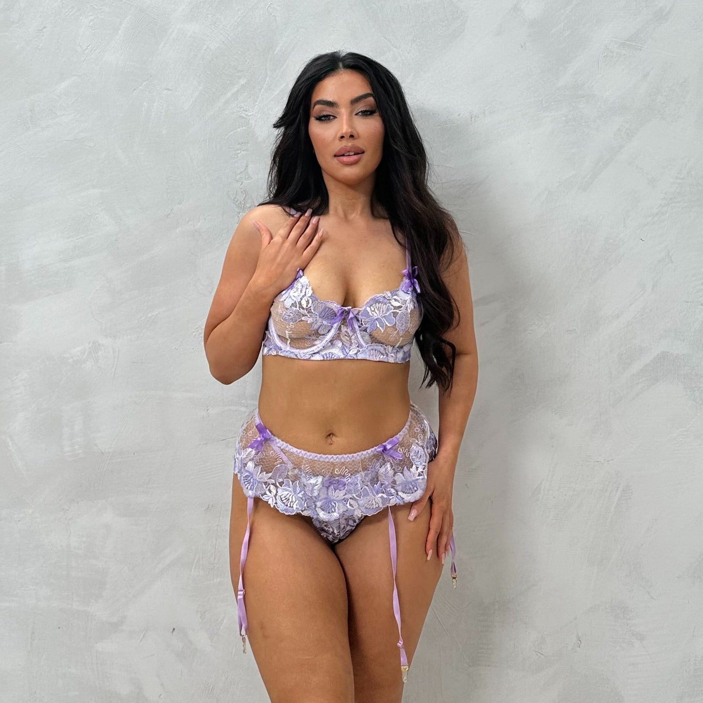 Annabelle Underwired Bra & Suspender Set