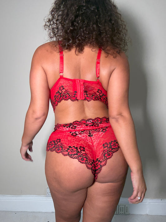 Edie 2 Piece Matching Bralet and Knicker Set