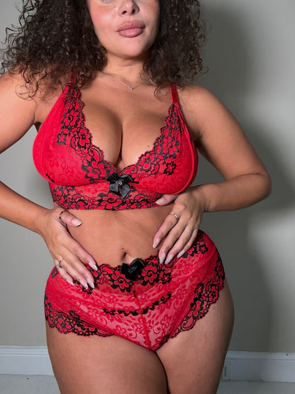 Edie 2 Piece Matching Bralet and Knicker Set